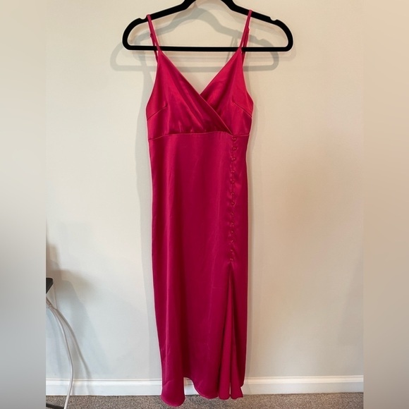 En Creme Dresses & Skirts - En Crème Pink Satin Midi Dress